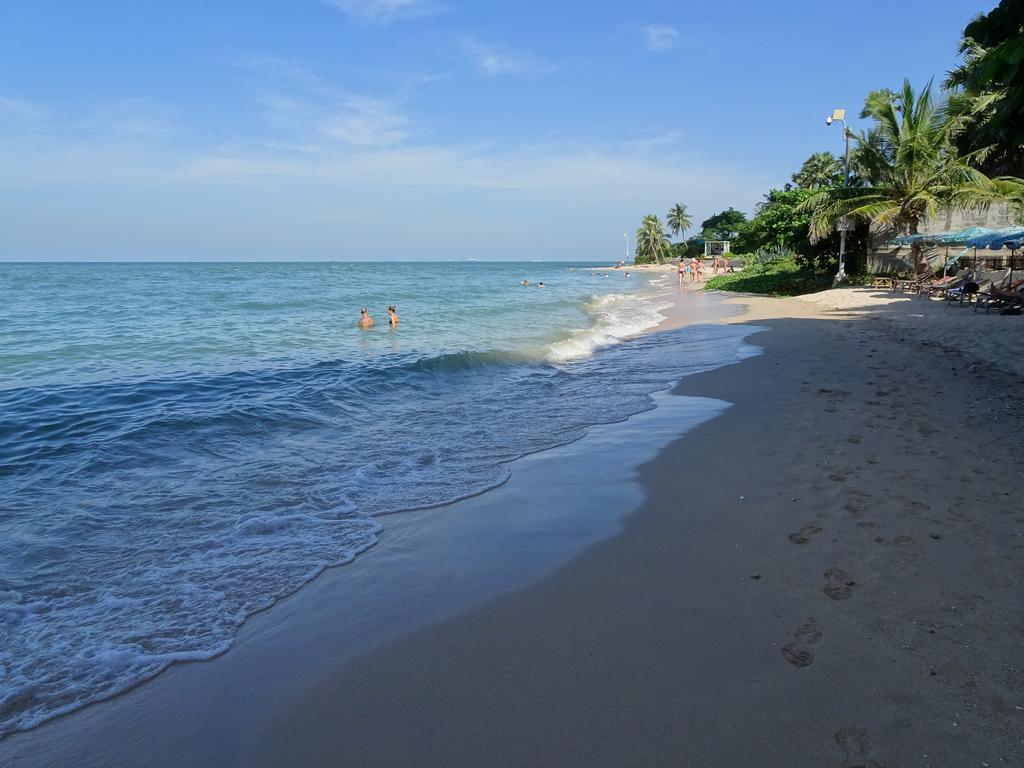 Wong Amat Pattaya Beach Resort エクステリア 写真